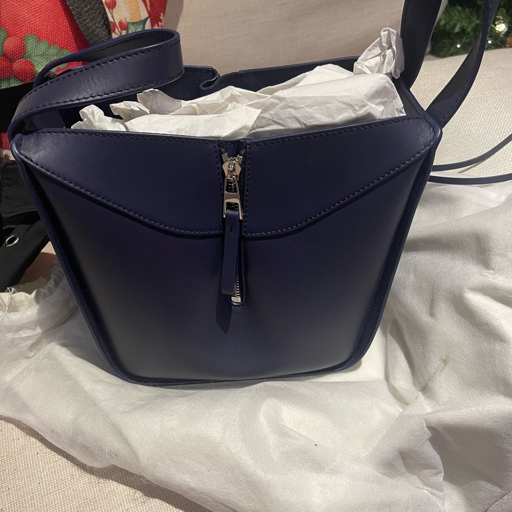 Loewe Dark Blue Mini Hammock